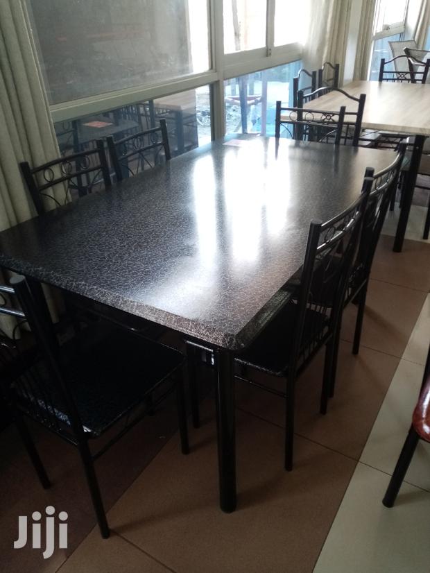 6 Seater Dining Table - thumbnail 2