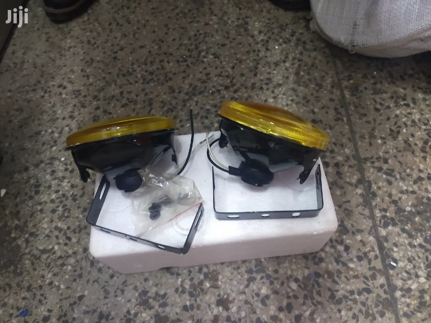 Foglights 5 Inch Yellow Spotlights