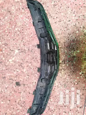 Honda Fit Shuttle Glass Grill