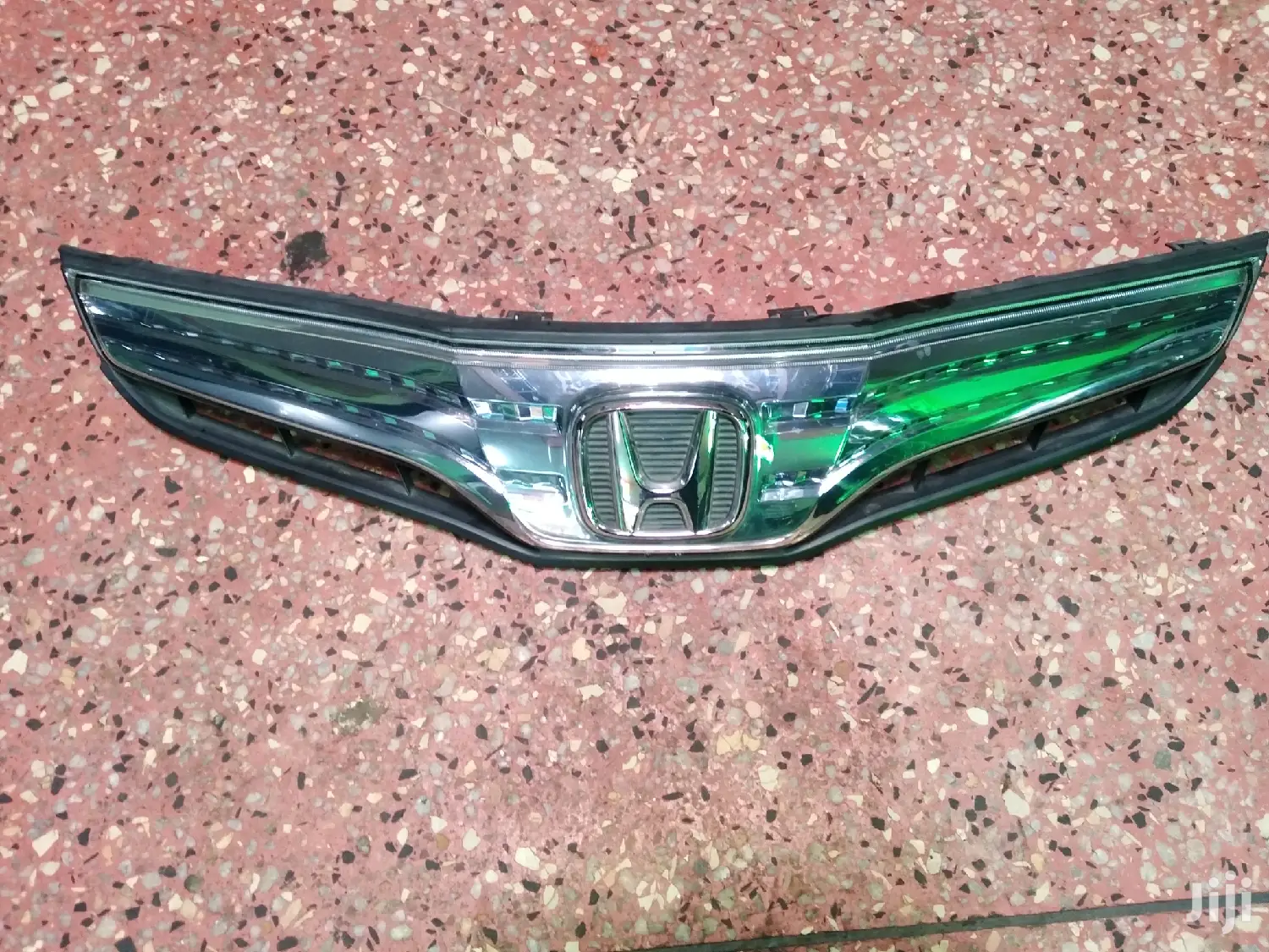 Honda Fit Shuttle Glass Grill