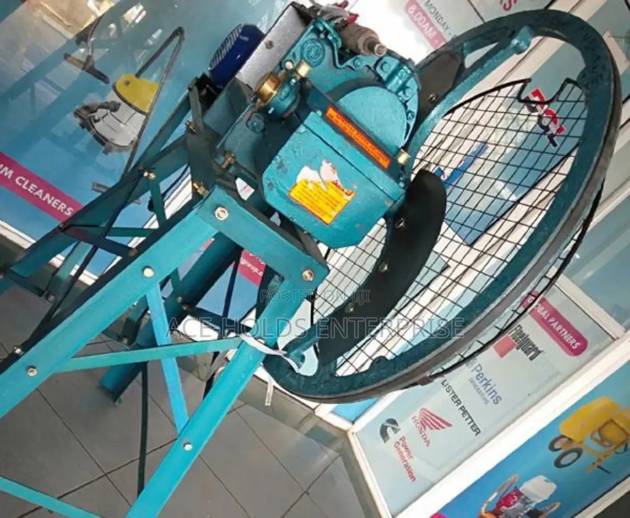Brand New Two Blade Electric Chaff Cutter