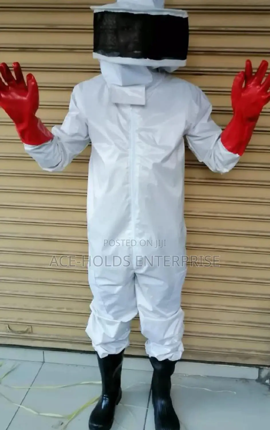 Bee Suit and Gloves