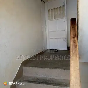 3bdrm Apartment in Nyayo Estate, Embakasi for sale