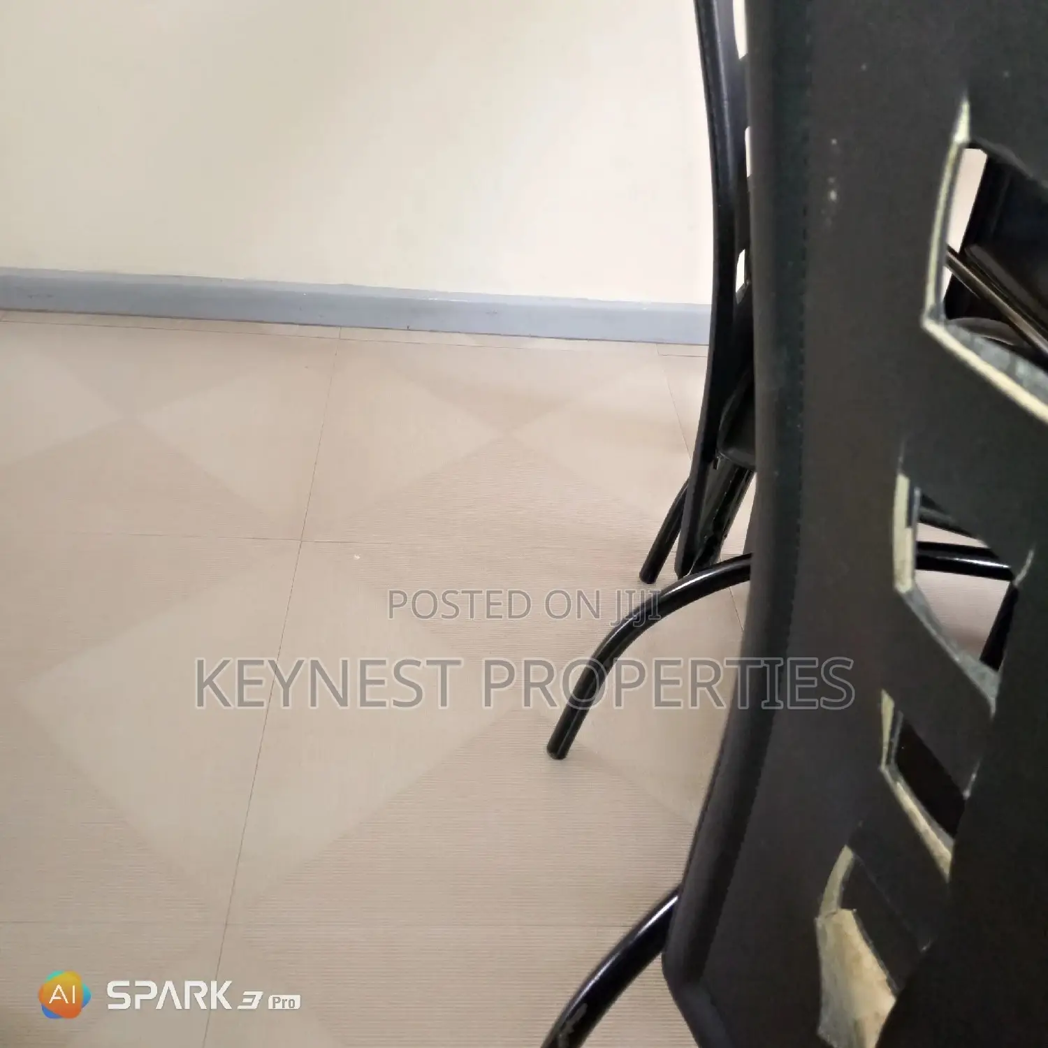3bdrm Apartment in Nyayo Estate, Embakasi for sale