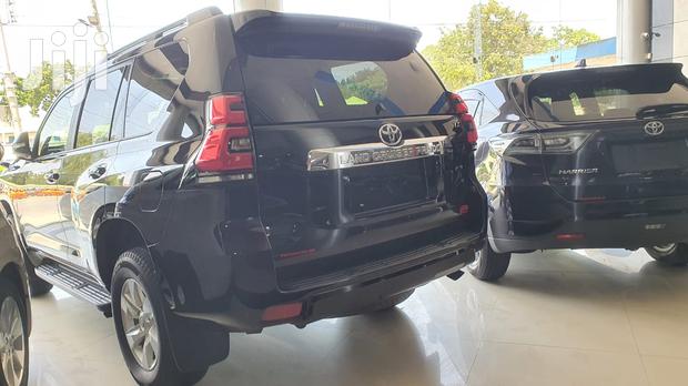 Toyota Land Cruiser Prado 2017 - thumbnail 4