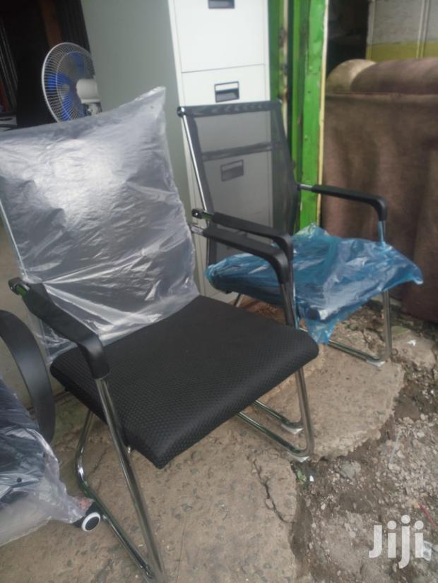 Ideal Visitors Chair - main view