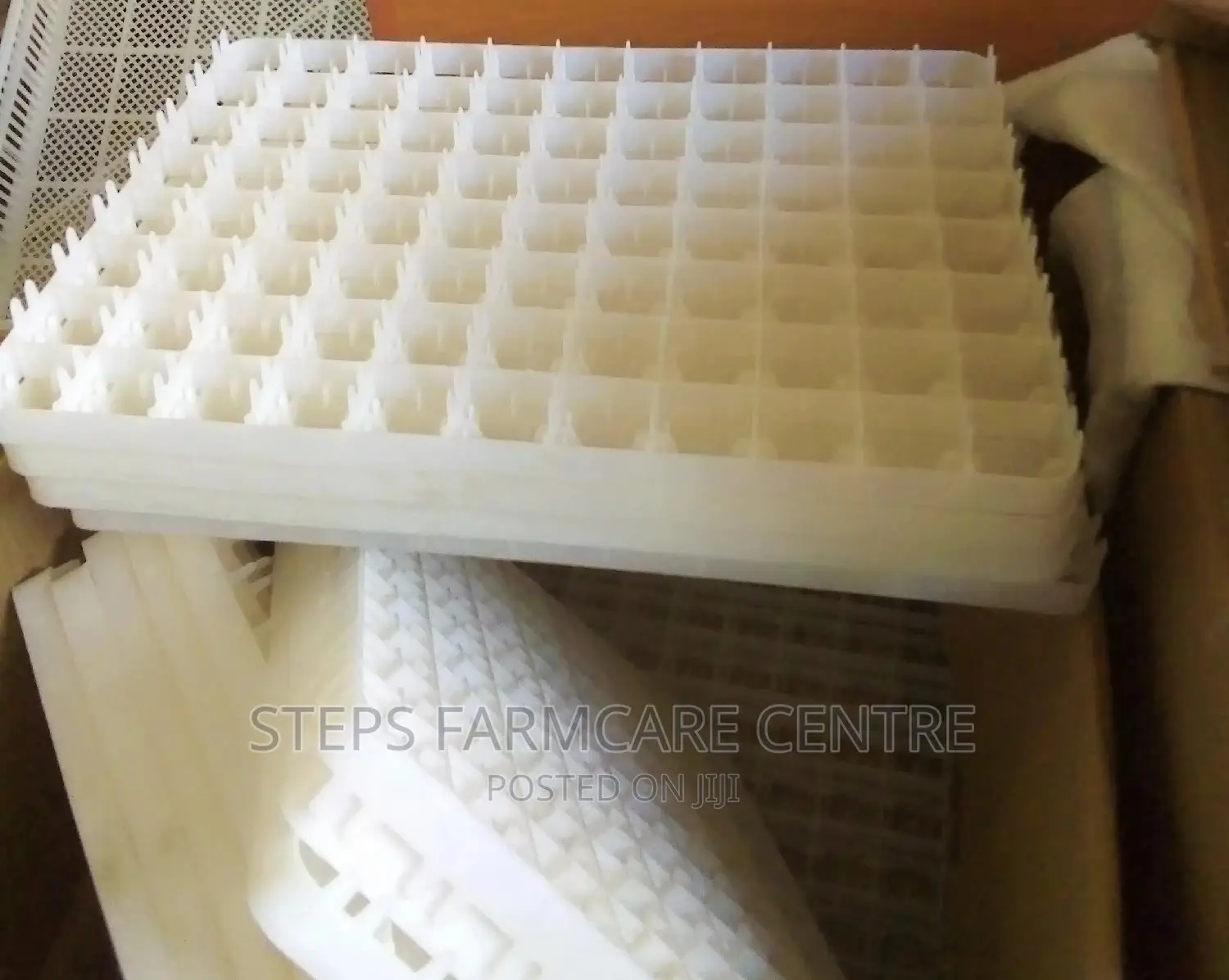 88-Eggs Incubator Setter Trays