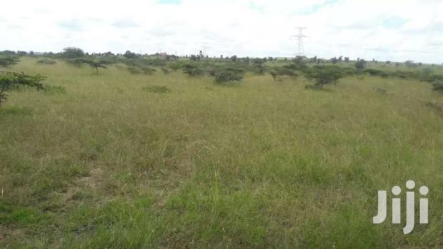 100 Acres for Sale in Kitengela Near Ostrich Farm.