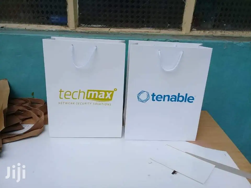 White Carrier Packaging Bags Size A4
