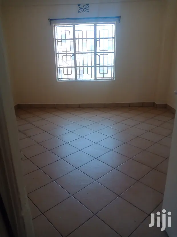 Bedsitter Nairobi West at 19000