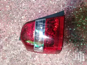 Toyota Kluger Left Taillight
