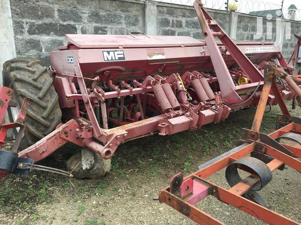 Massey Ferguson 30 Seed Drill