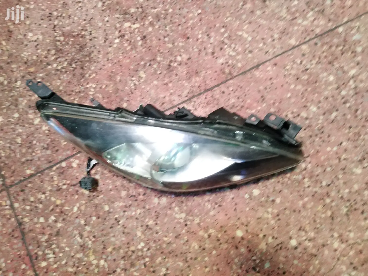 Mazda Axela New Model Xenon Headlights