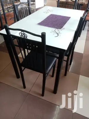 4 Seater Dining Table