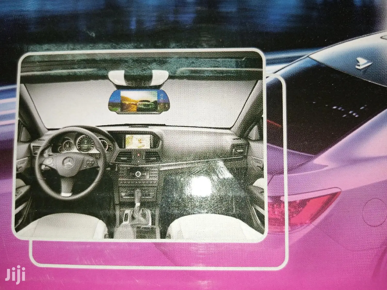 Centre Mirror With USB Port