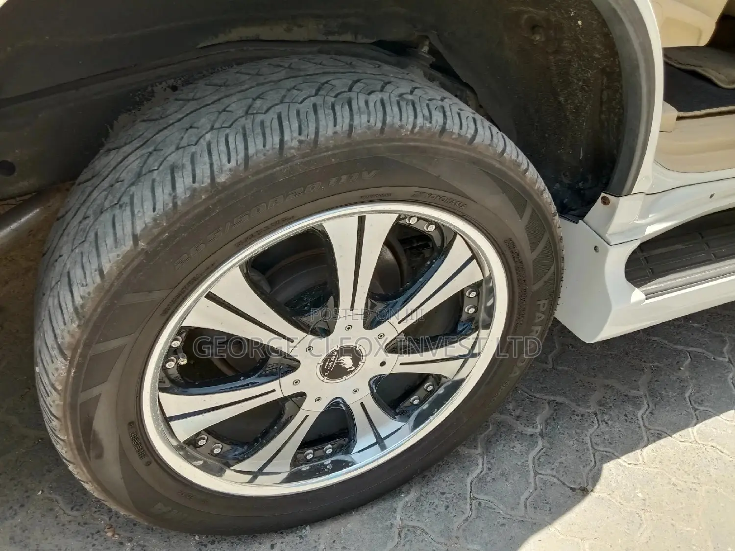 Toyota Land Cruiser Prado 2015 White