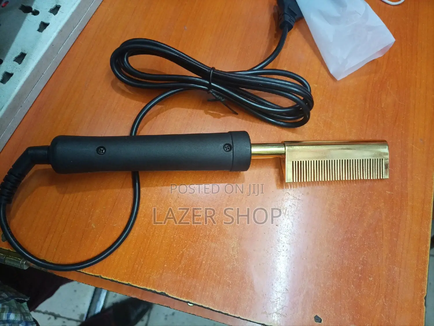 Supreme Hot Comb