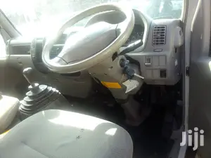Toyota Dyna 2013 White