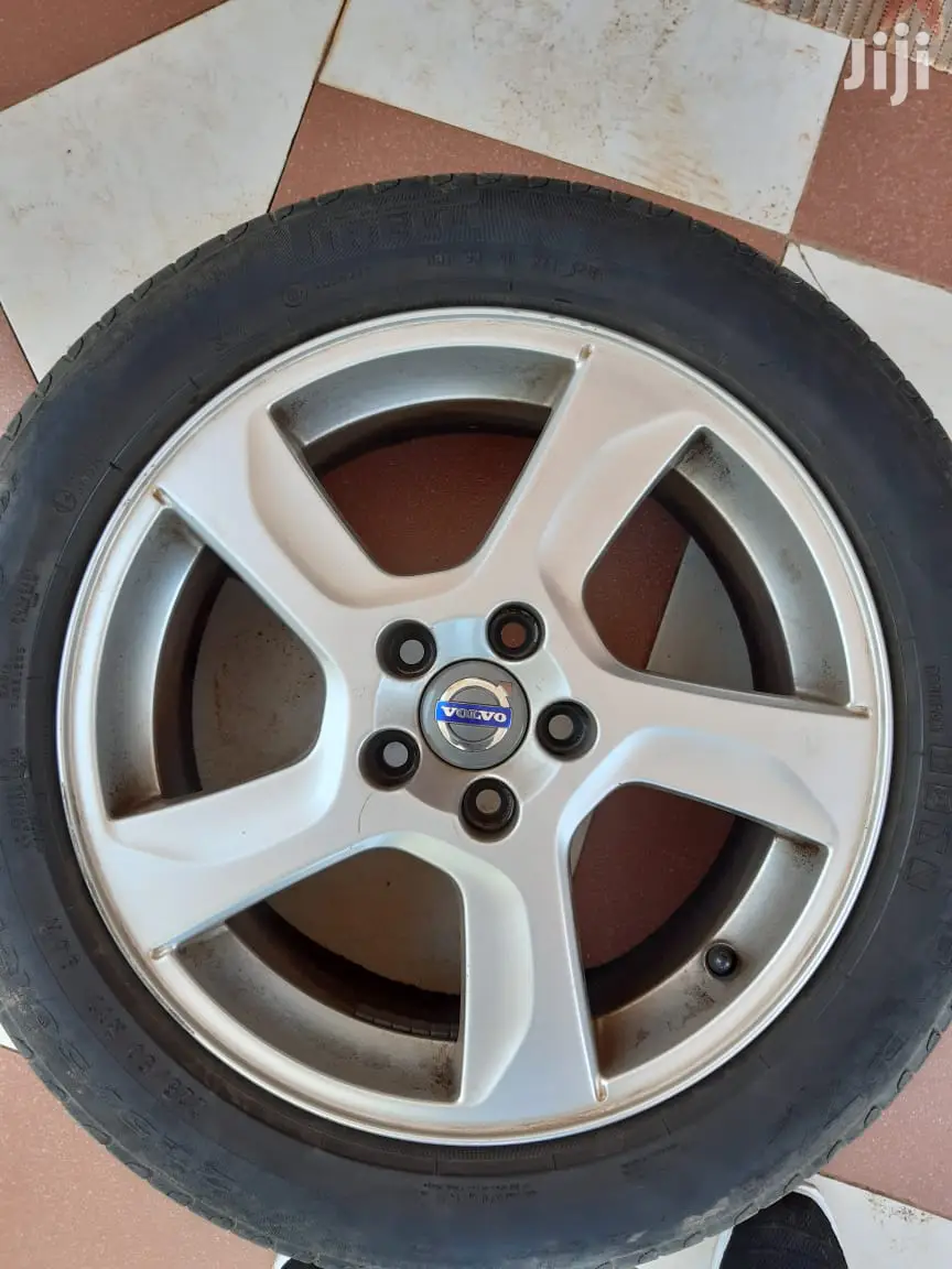 Original Rim for Volvo Size 17 Inch.