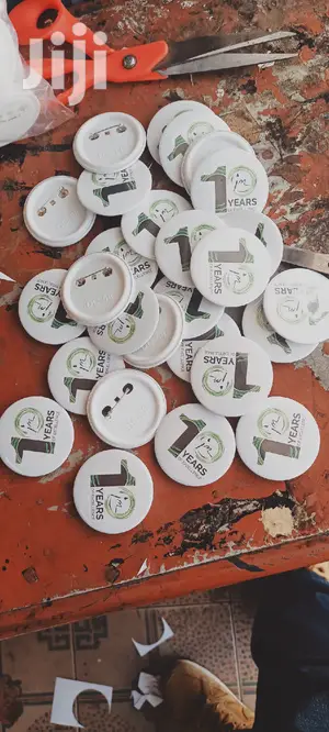 Pin Button Badges for Events, Anniversaries