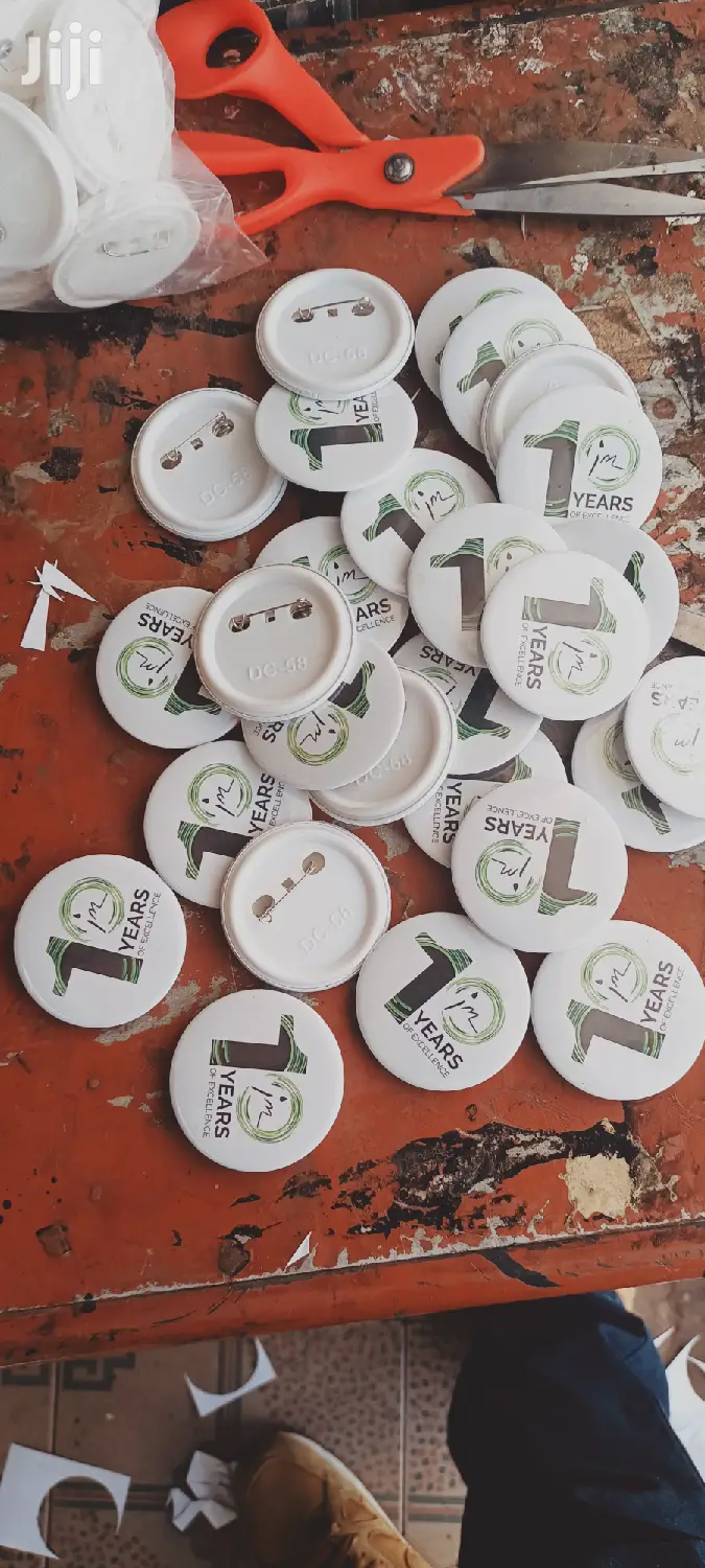 Pin Button Badges for Events, Anniversaries