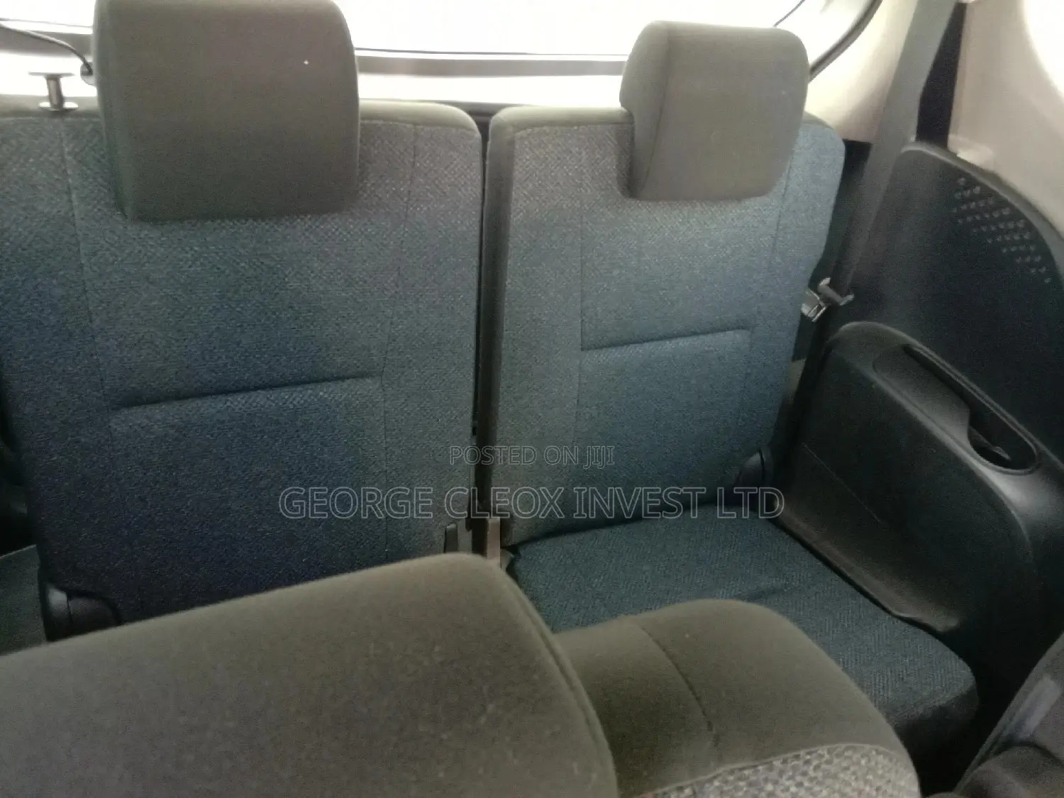 Toyota Sienta 2016 Silver