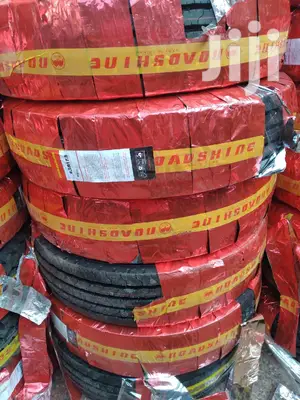 Roadshine Tires Size 9.5 R17.5 18 Ply Rating Tubeless.