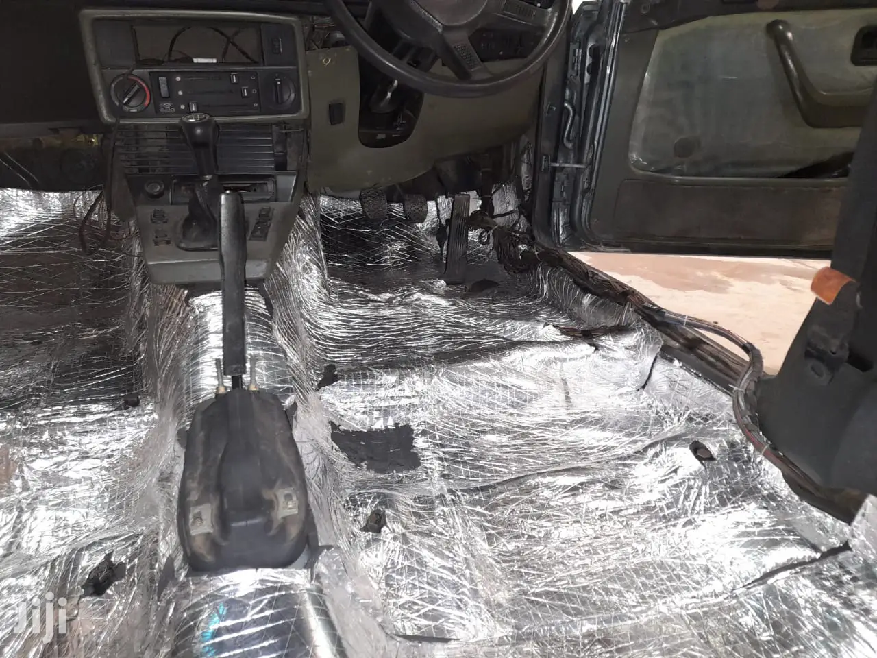 CAR Sound Deadening and Heat Proofing Material