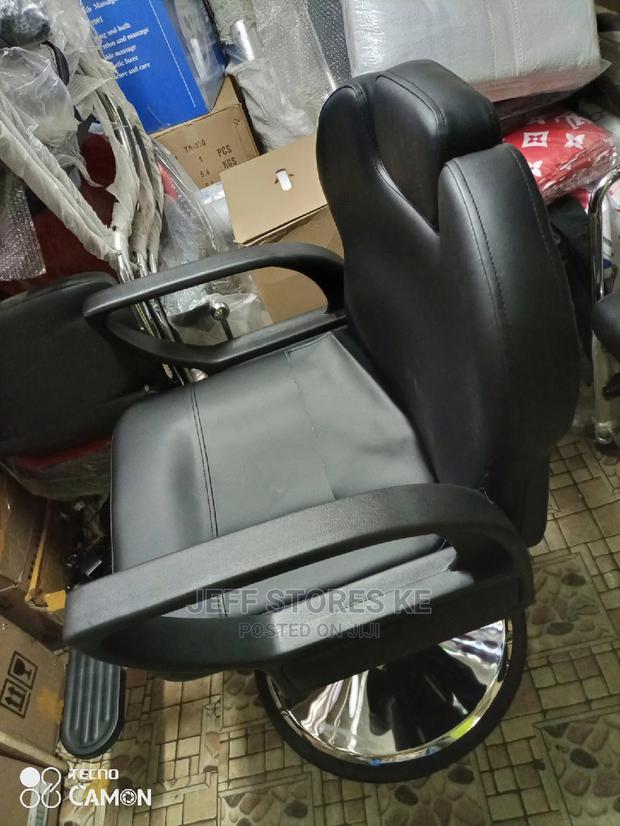 Mini Barber Chair - thumbnail 2