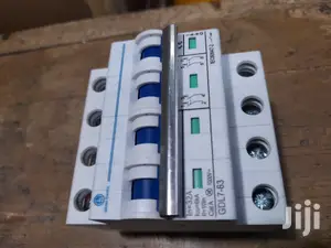 4 Pole Dc Circuit Breakers 63a
