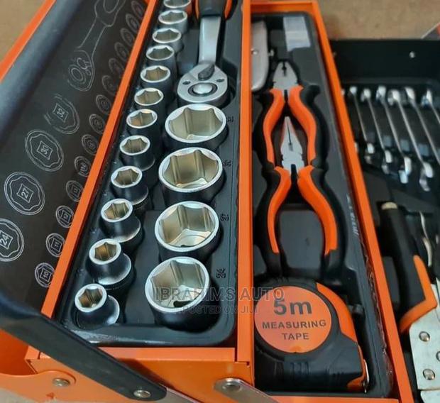 85pcs Metal Tool Box Set - thumbnail 4