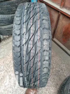 Original Bridgestone Tires Sizes 235/65r17 A/T.