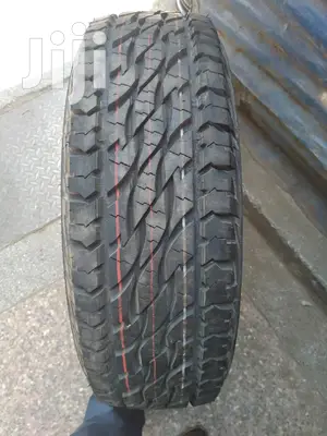 Original Bridgestone Tires Sizes 235/65r17 A/T.