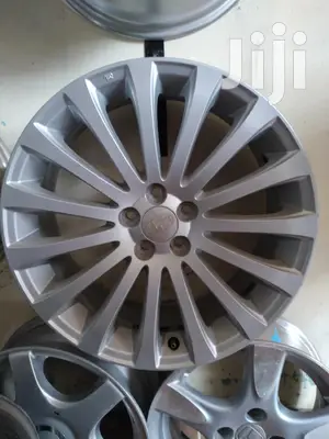 Original Rims Set Size 18 Inch for Subaru