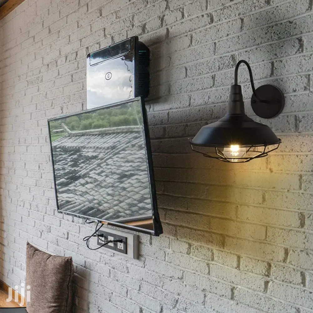 Gooseneck Wall Light