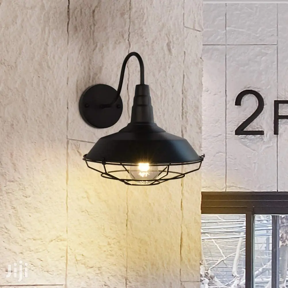 Gooseneck Wall Light