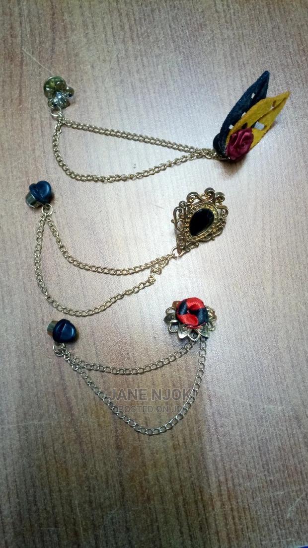 Gold Chains - main view