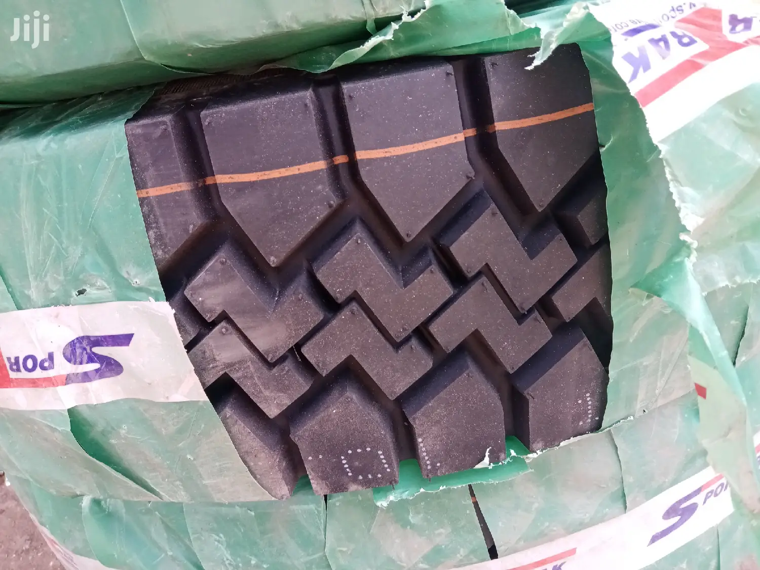 9.5r17.5 Spotrac Sp929 18pr