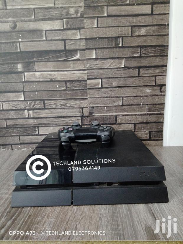 Playstation 4 , 500 Gb , Pad and All Cables - main view