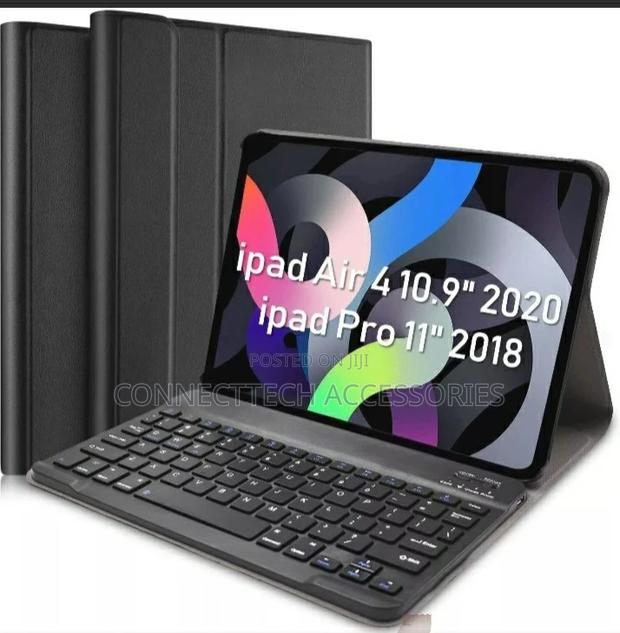 iPad Air 4 10.9 2020 Smart Keyboard Case - main view