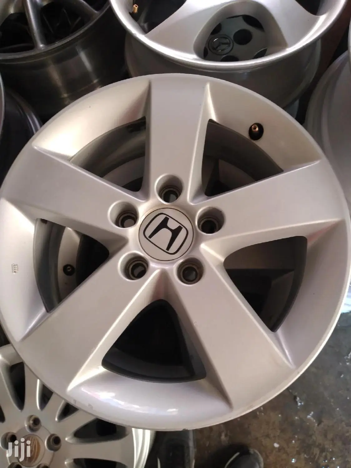 Quality Original Rims Set Size 16 Inch for Honda 5 Holes.