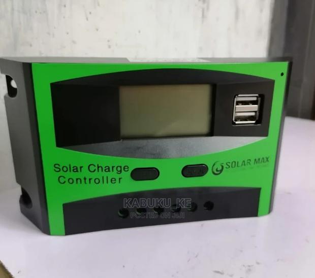 Solarmax Solar Charge Controller 30A - main view