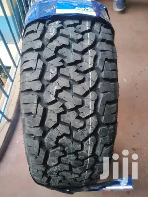 Quality Comforser Tires Sizes 265/65r17 A/T .