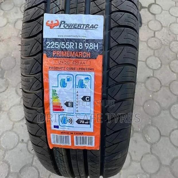 225/55 R18 Powertrac Tyre 98H