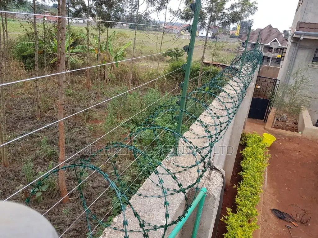 100 by 50ft Plot Electric Fence and Razor Wire Quotation