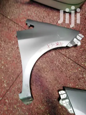 Subaru Trezia Right Fender