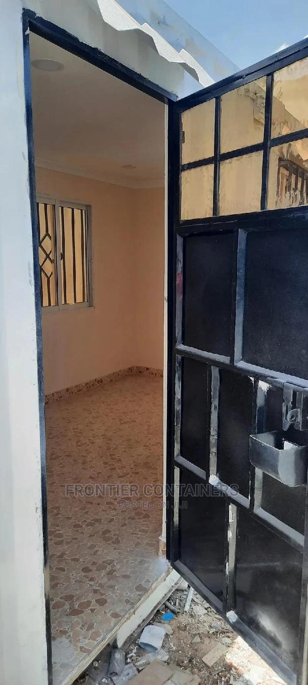 20FT Container Bedsitter - thumbnail 4