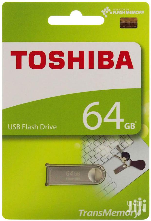 TOSHIBA Transmemory 64GB Flash Disk