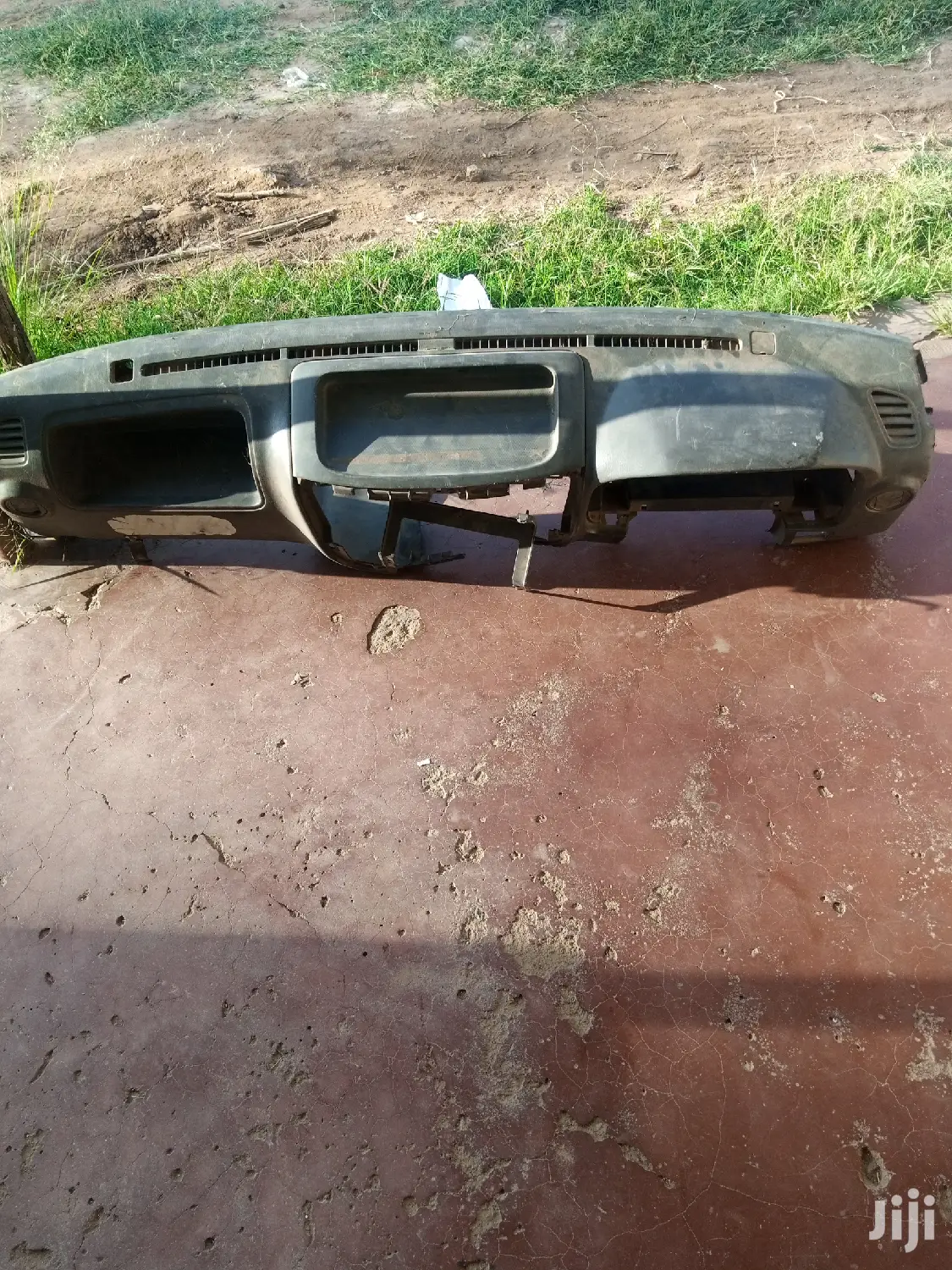 Nissan Caravan Dashboard