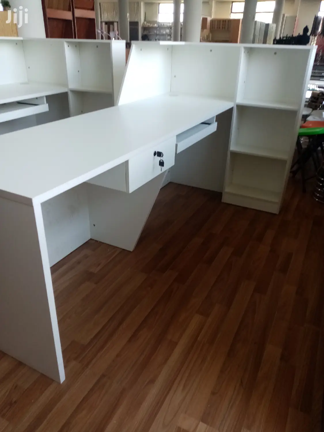 Executive 1.8m Reception Table